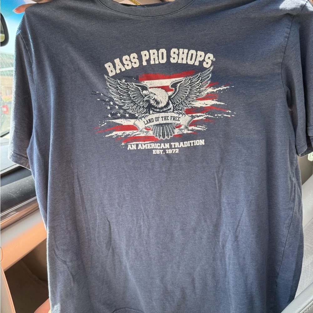 Bass Pro Shops Men's Navy Graphic T-Shirt